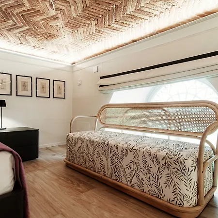 Diaz 3 - By Myhomeincomo Apartman *